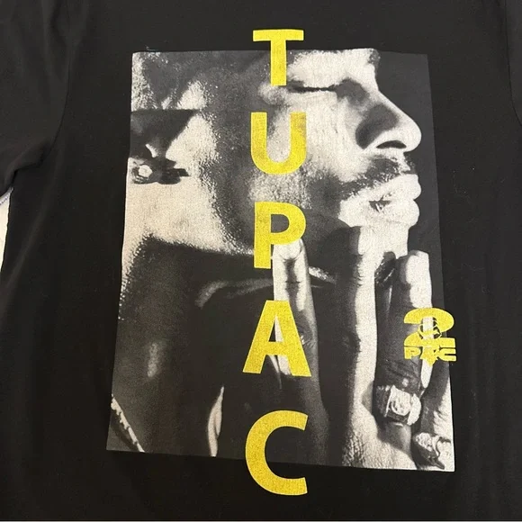 Tupac Bravado Men’s Med T shirt - Picture 3 of 4